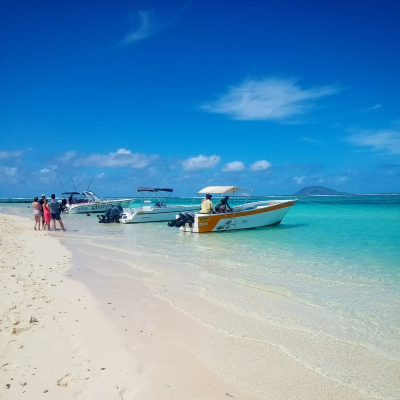 Speed boat trip to Northern Islands Mauritius