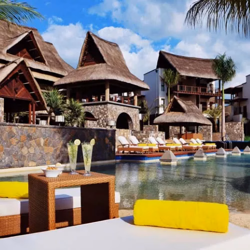 Jadis Resort and Spa, pool side