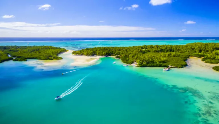 visiting ile aux cerfs visiting ile aux cerfs