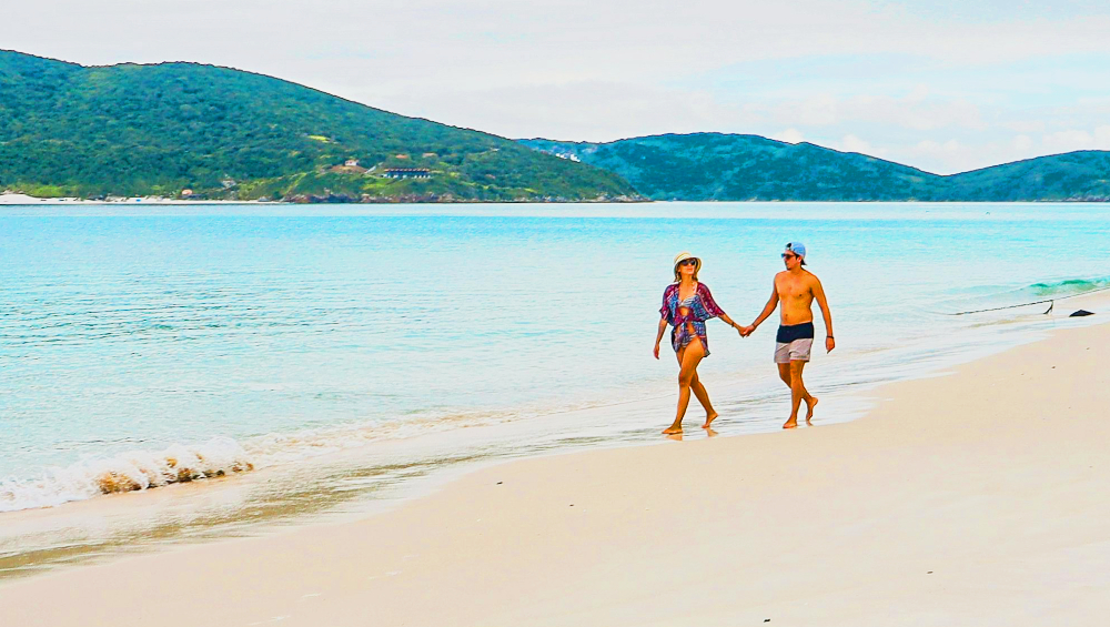 omantic beach walk in Mauritius